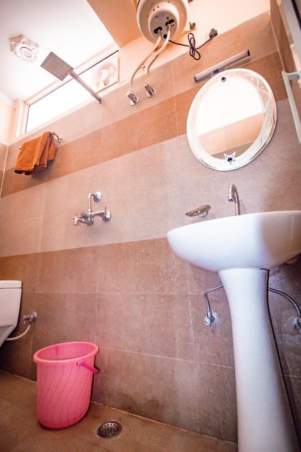 Triple One Hotel Tapovan Rishikesh,Near Laxman Jhula 外观 照片
