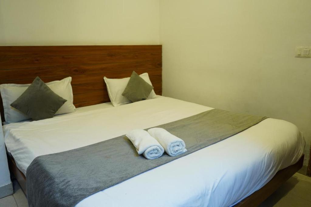 Triple One Hotel Tapovan Rishikesh,Near Laxman Jhula 外观 照片