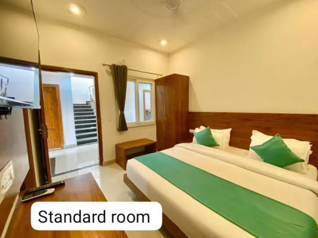 Triple One Hotel Tapovan Rishikesh,Near Laxman Jhula 外观 照片